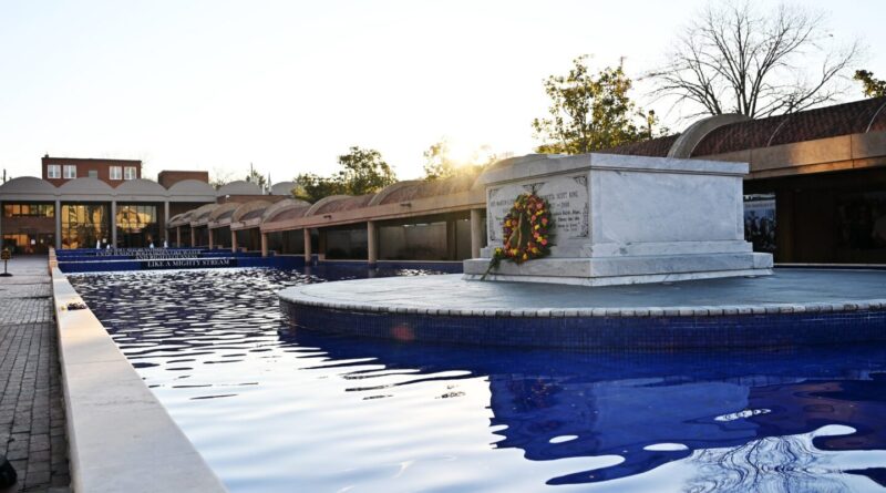 MLK Jr. historic burial site vandalized in Atlanta, suspect in custody