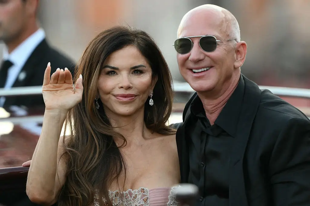 ‘Dress?? More Like Lingerie?’: Lauren Sánchez’s Daring Outfit with Jeff Bezos Has Critics Wondering If She Mistook the Street for Her Bedroom