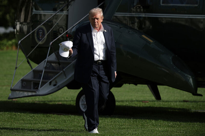 ‘He Looks Terrible’: Trump Crashes Couple’s Wedding and Leaves Guests Whispering as Viewers Zoom In on His Appearance and Say He’s Clearly Not Okay