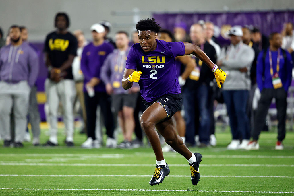 Video reveals deceased LSU player Kyren Lacy was over 70 yards away during impact of fatal car crash he was blamed for