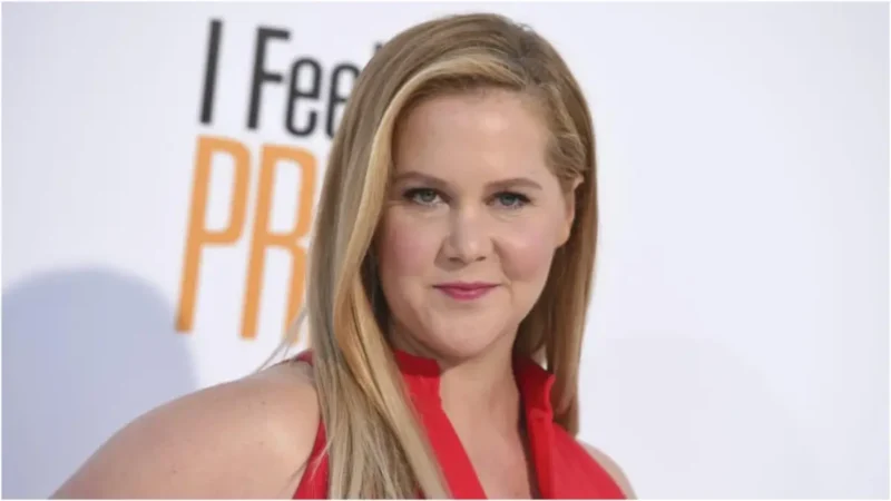 ‘She Got the Access Skin Cut Off’: Amy Schumer’s Bathroom Selfie Leaves Fans Stunned By How Small She’s Gotten After Zooming In