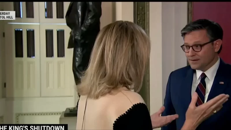 ‘He Is Insanely Uncomfortable’: Mike Johnson Gets Flustered When Pressed on Trump’s Mental Fitness—and Ends Up Letting Something Slip