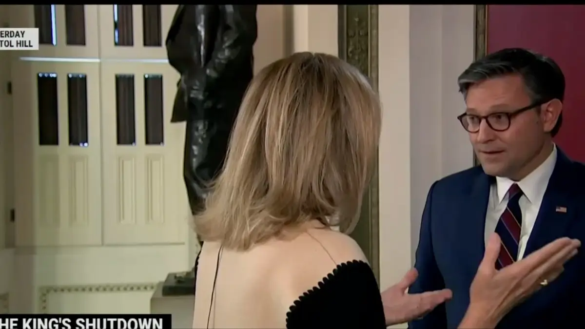 ‘He Is Insanely Uncomfortable’: Mike Johnson Gets Flustered When Pressed on Trump’s Mental Fitness—and Ends Up Letting Something Slip