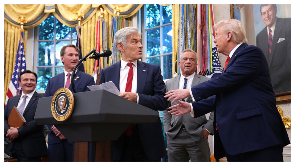 ‘They Finna Fire His A—’: Trump Does the Unthinkable During Live Presser Then Somehow Makes It Worse After Brutal Fact-Check from Dr. Oz