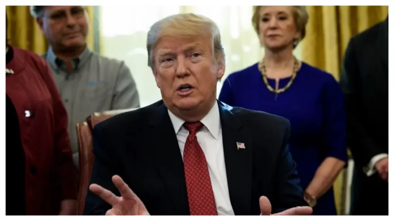 ‘Why the Hell Is Everyone So Scared?!’: Trump Swerves Around Comey Question with One Brazen Lie—and Viewers Say a Reporter’s Framing Let Him Get Away with It