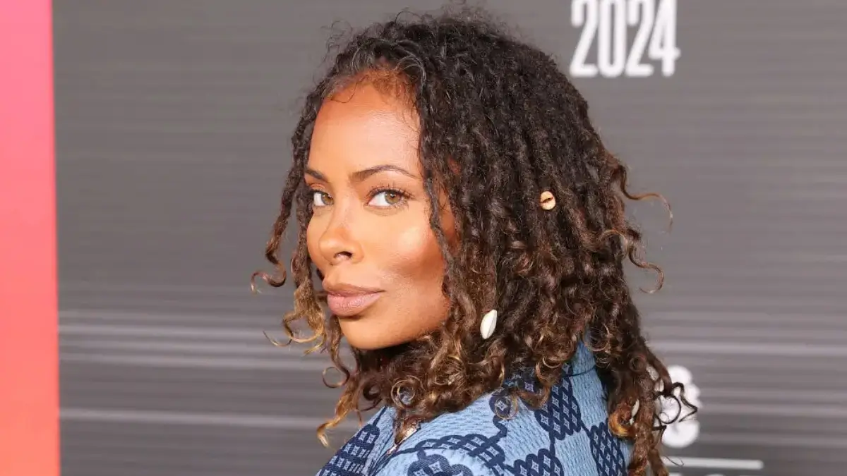 ‘I’m Concerned’: Eva Marcille’s Thin Appearance In New Bikini Photos Shocks Critics Who ‘Didn’t Know She Was This Skinny’