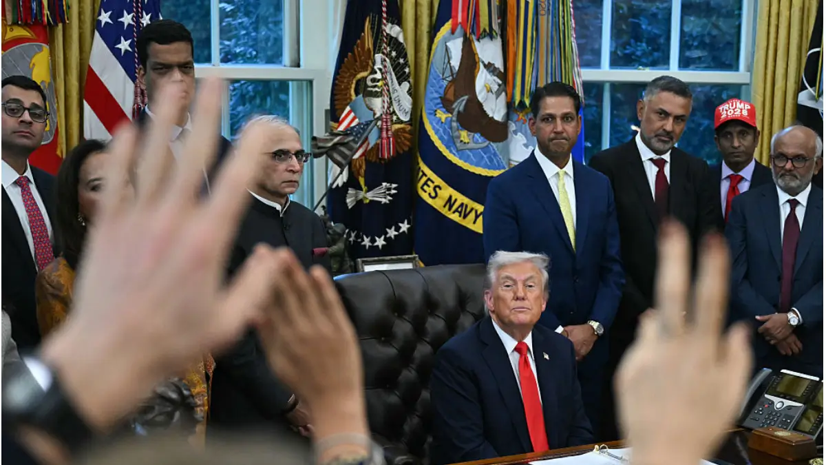 ‘Eww, F… Off’: Viewers Outraged After Trump Calls on a Female Reporter by Her Looks — Talks Over Her Question with Flirty Laugh That Made Critics Cringe