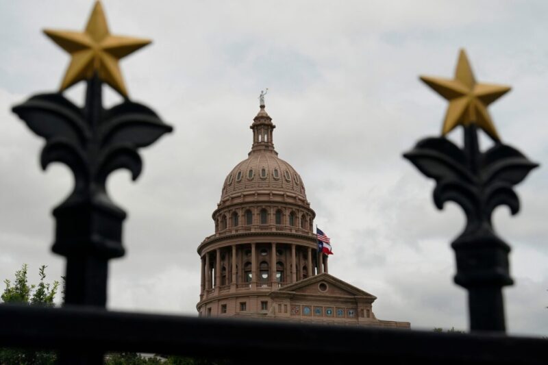 Federal judges block Texas’ new US House map in 2026 midterms, citing racial discrimination