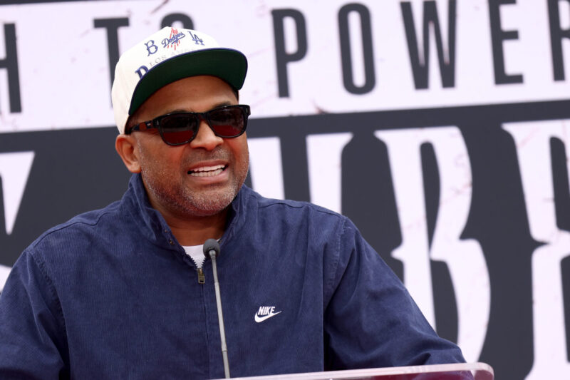 Mike Epps clarifies previous ‘misunderstood’ comments about food stamps, prison release celebrations