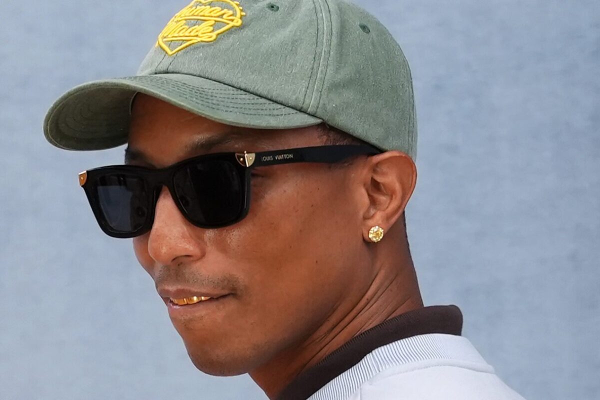 Pharrell Williams presented with key to Miami, shares dislike of politics: ‘It’s a magic trick’