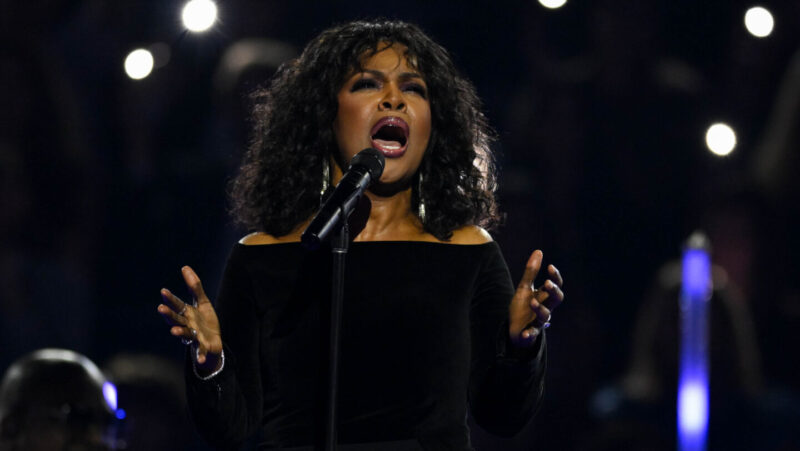 CeCe Winans to sing the National Anthem for Detroit Lions’ Thanksgiving game: ‘So honored to come home’