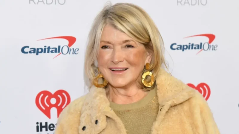 ‘Martha My Husband Is on This App’: Martha Stewart Has Viewers in Total Shock After Showing on Camera Just How Flexible She Still Is
