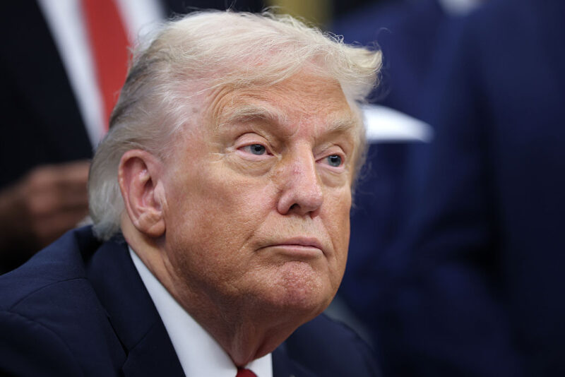 Trump To Sign EO Preventing State-Level AI Regulation 