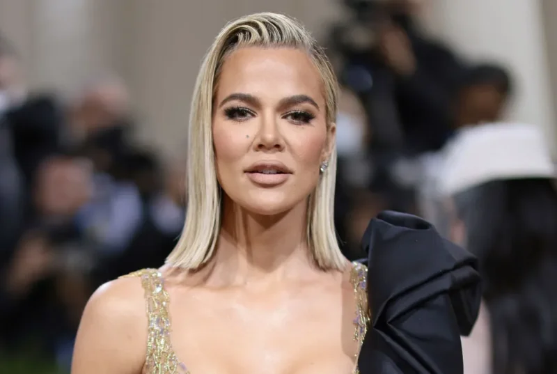 ‘Do it for the Plot Babe’: Khloé Kardashian’s Flirty Exchange with a Teacher Goes Viral, and His Next Move Has Everyone Holding Their Breath
