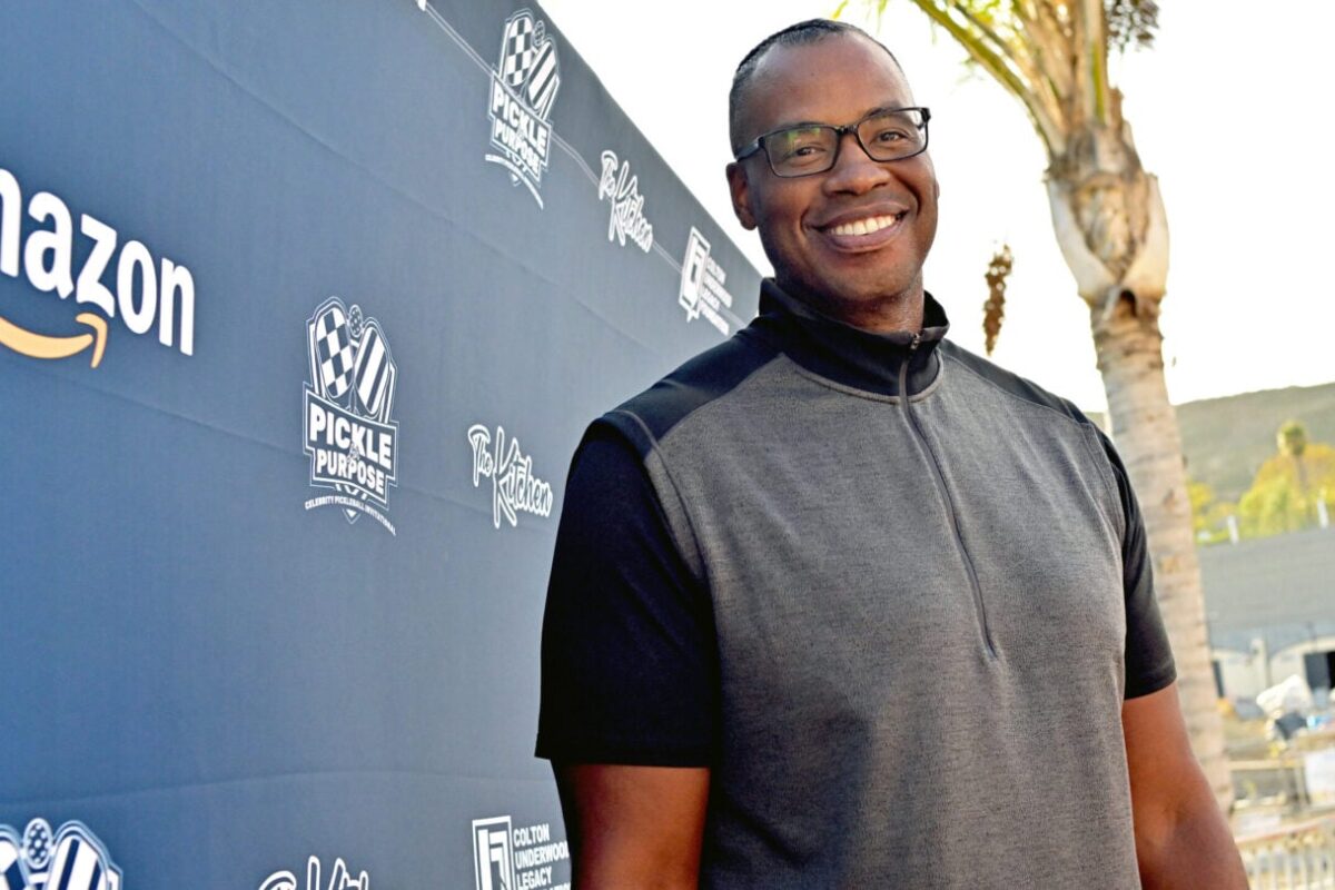 Jason Collins, first openly gay NBA player, reveals he is battling stage 4 brain cancer