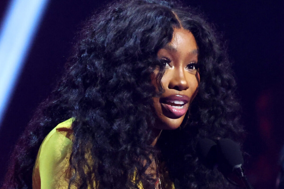 SZA calls out the White House for ‘rage baiting’ artists