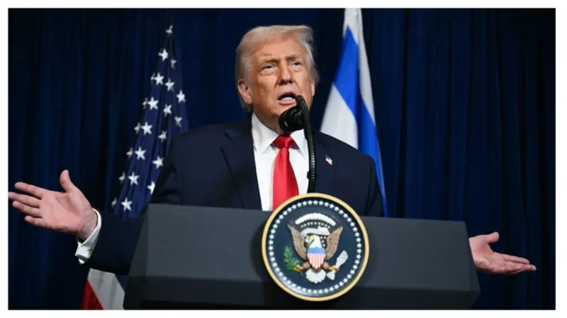 ‘What Is He Hiding?!’: Official Photo of Trump’s Bruised Hand Karoline Leavitt Hoped You Didn’t See — Sparks Chaos as Viewers Spot a Missed Detail