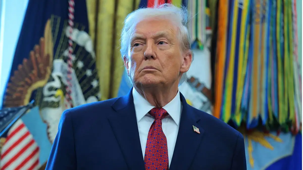 ‘Hahahahaha’: Donald Trump Caught Slipping In One Brutal Meeting Photo — Fans Say It Perfectly Sums Up What He Did All Year