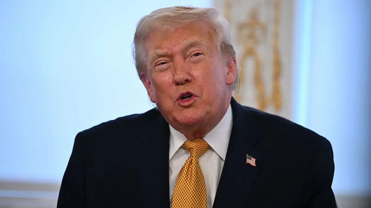 ‘Looks Like He’s 350 at Least’: Trump’s Height and Weight Never Seem to Change, But a Slick Cameraman Just Exposed His ‘Size,’ Shutting Down Reports