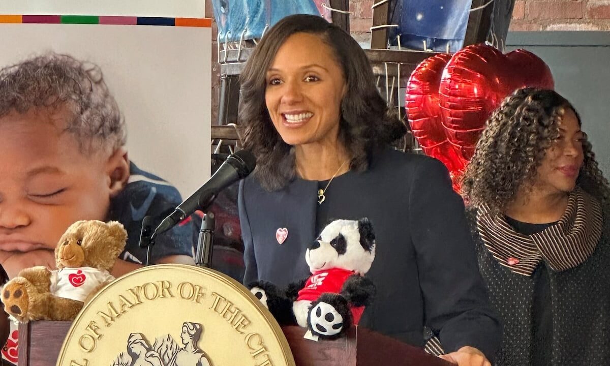 Detroit Mayor Mary Sheffield introduces plan to assist expectant mothers in city in first official act