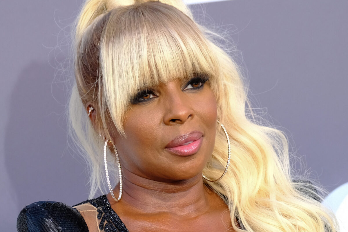 ‘Not the Attitude You Give to Your Fans’: Mary J. Blige Tries to Set the Record Straight After One Too Many Viral Clips, but No One’s Buying It