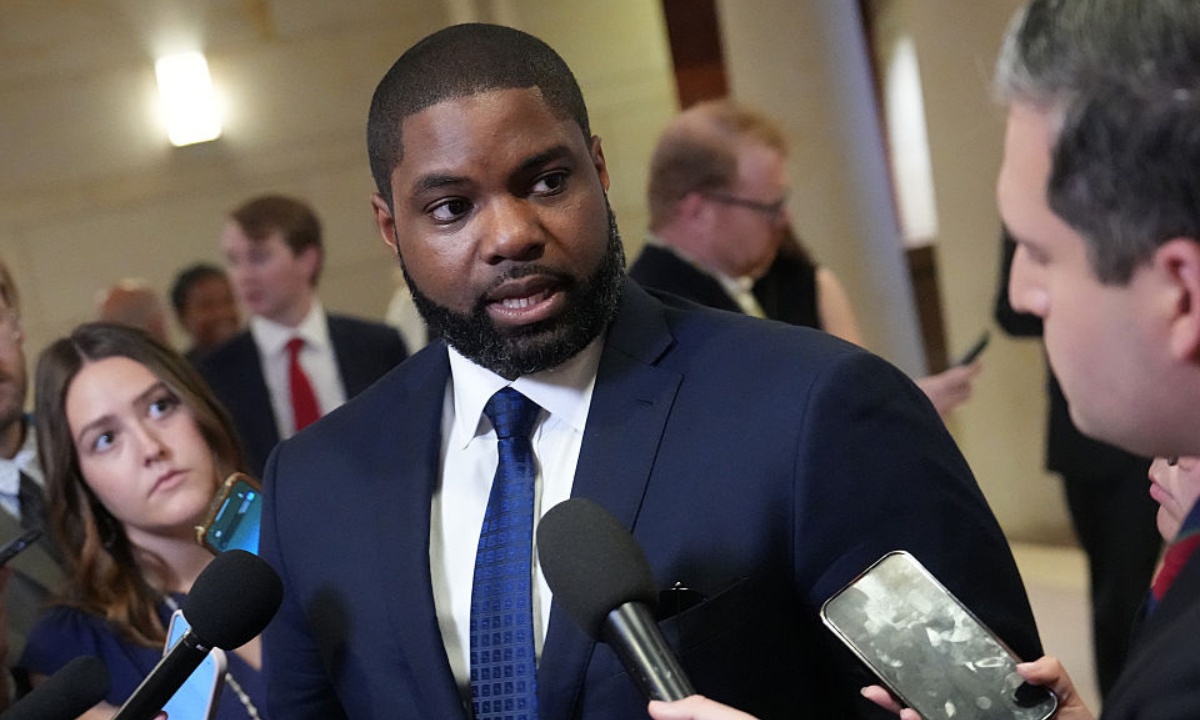 Byron Donalds blames ICE shootings on ‘paid agitators,’ echoing false claim by Trump