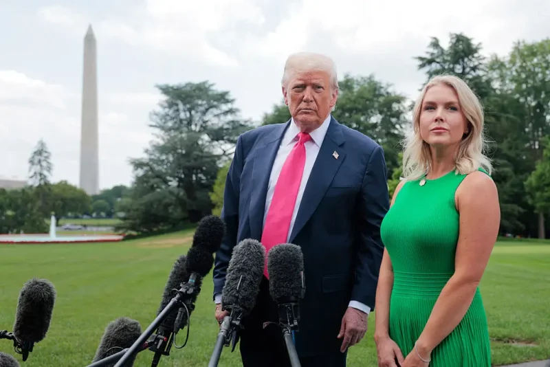 ‘He’s Rotting’: Trump Can’t Hide Fresh Purple Bruises on Hand and Face — and Folks Say Karoline Leavitt’s Excuse Is Even Worse This Time