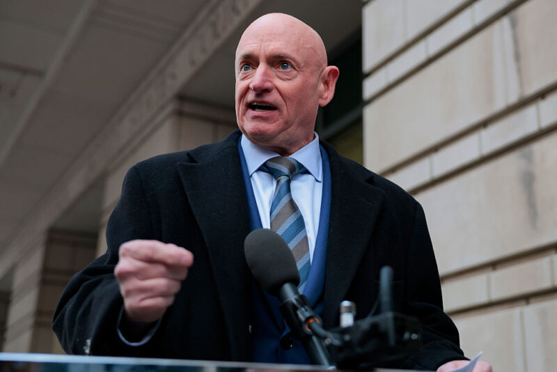 Grand Jury Declines To Indict Sen. Mark Kelly And Other Democratic Lawmakers Who Advised Troops To Refuse To Follow ‘Illegal Orders’ By Trump