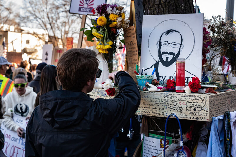 FBI Uncooperative With State Law Enforcement In Alex Pretti Investigation