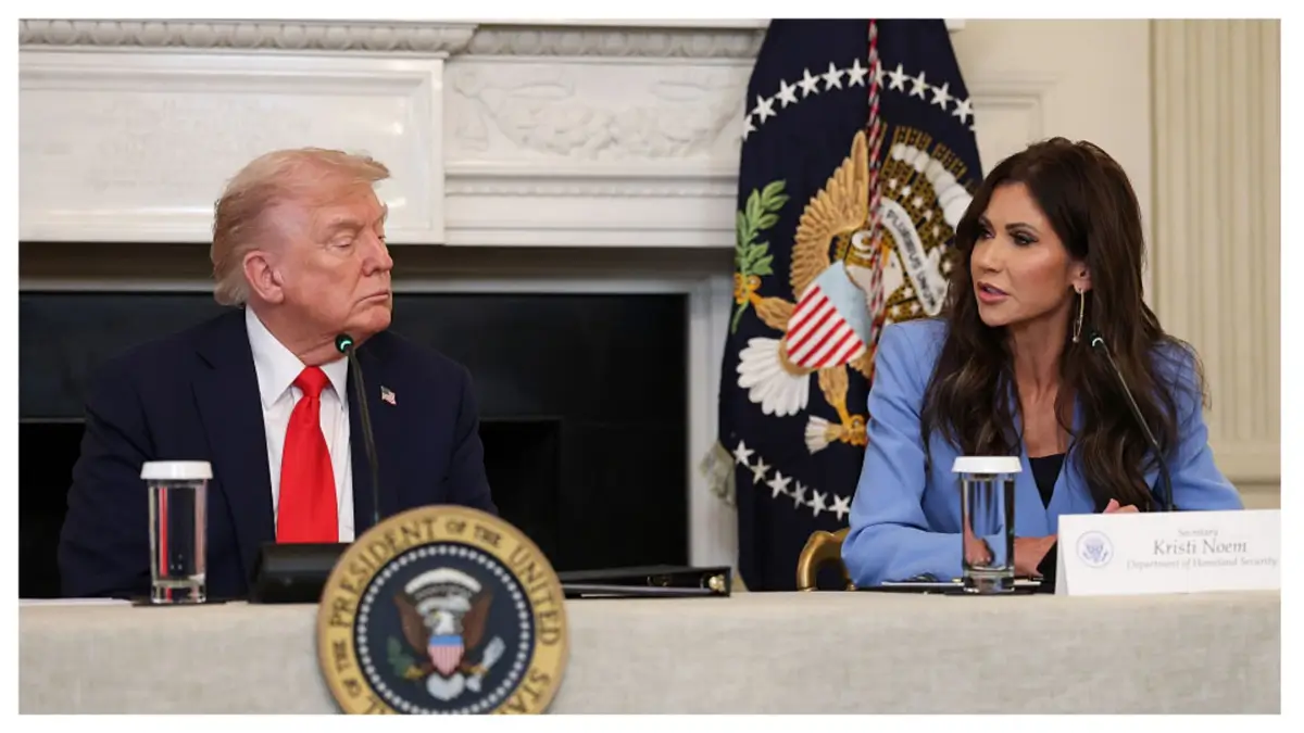 ‘It Pisses Him Off’: Noem’s Inner-Circle Drama Just Blew Up — Then an Explosive Claim Hits the Cabinet and Trump’s Split-Second Reaction Is What Everyone’s Replaying