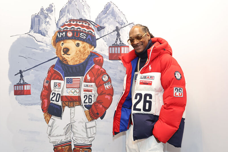 Snoop Dogg carries Olympic torch ahead of 2026 Winter Games in Italy