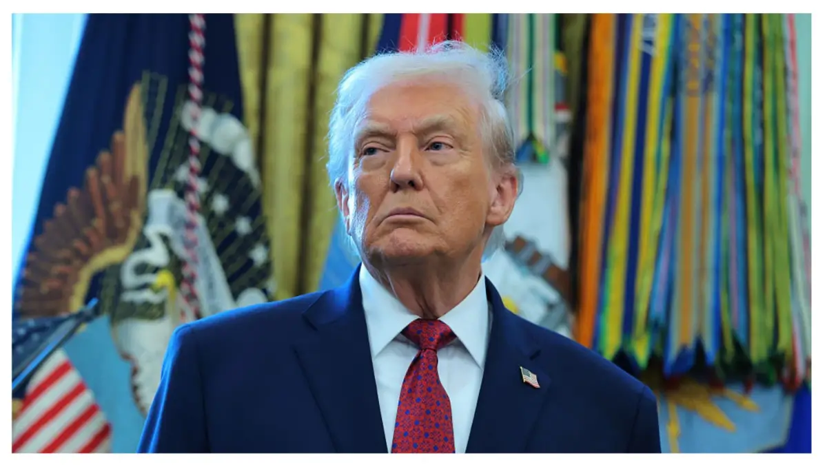 ‘He Knows He Can’t Win’: Trump Panics Then Pulls a Sneaky Power Move Ahead of March Primaries That Leaves Democrats Seething