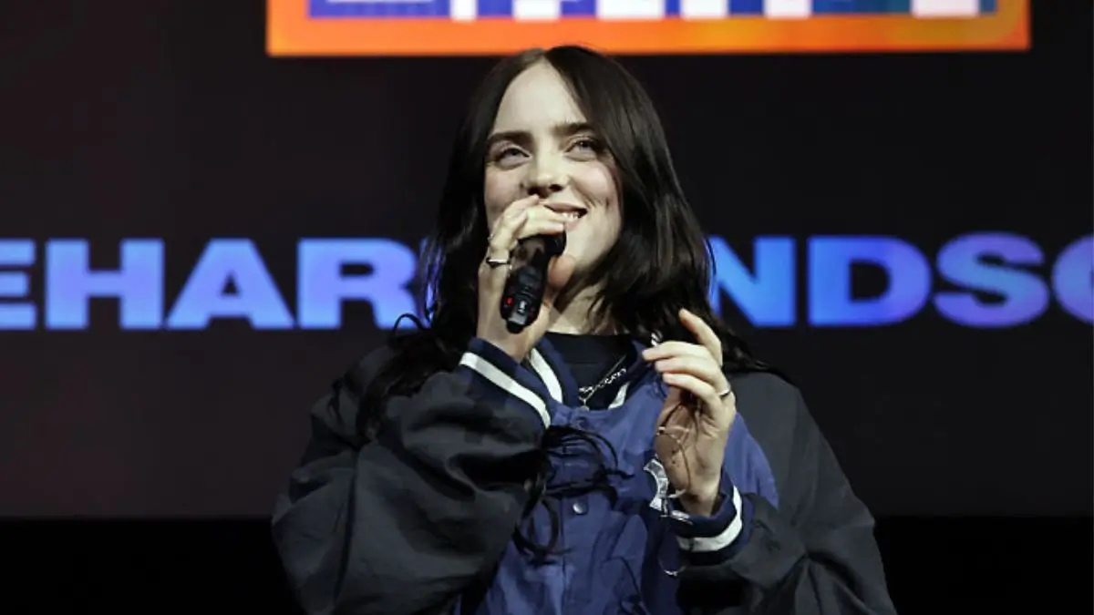 ‘Her Pum Pum Is Out There’: Billie Eilish’s Lingerie Look Sets the Internet on Fire, but Close-Ups Have Fans Zooming In and Staring a Little Too Long