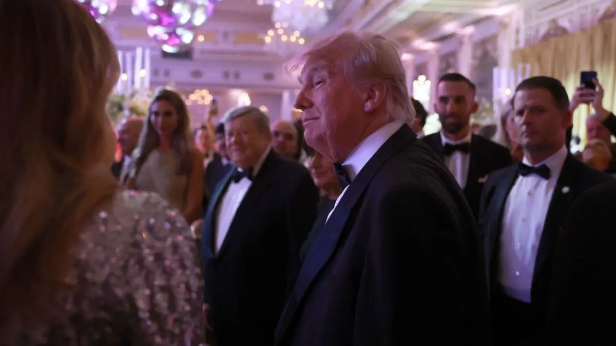 ‘What the Heck’: Trump Turns Mar-a-Lago Into a Spanish Dance Floor — and Suddenly He’s Eating His Own Words After a Public Meltdown