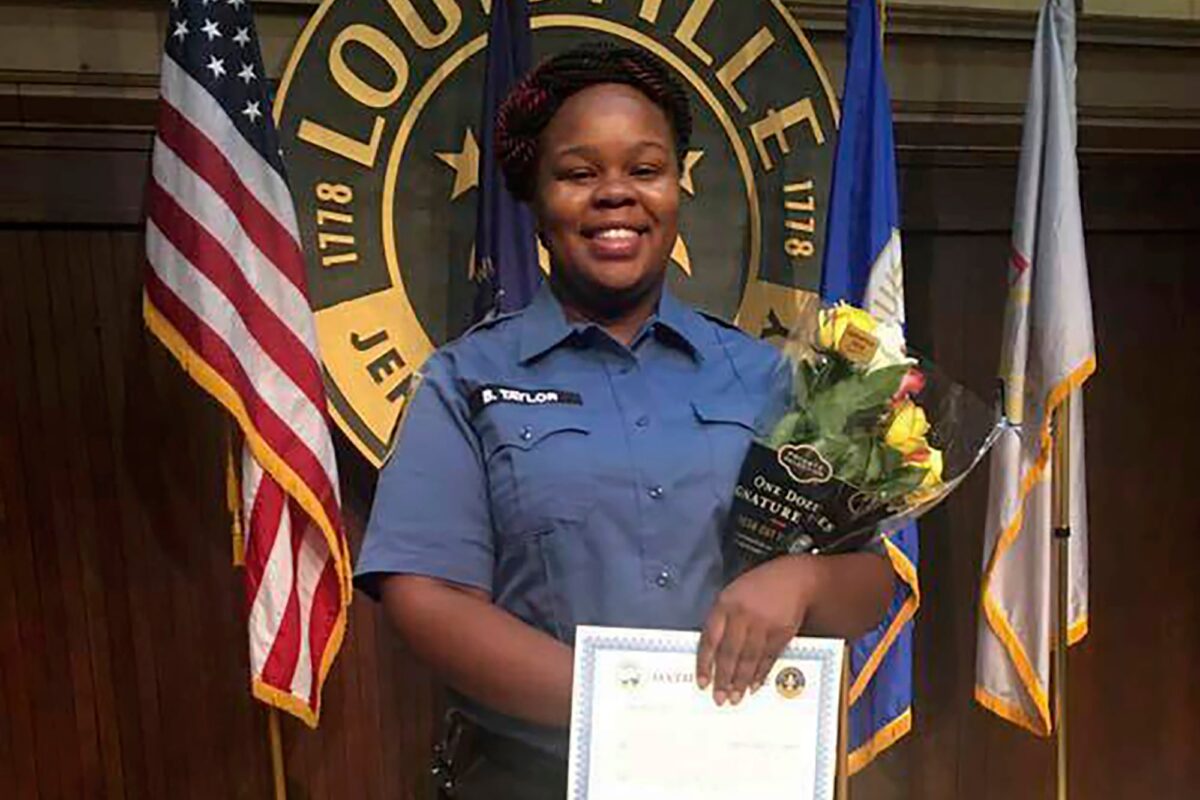 Trump DOJ moves to dismiss civil rights charges against officers in Breonna Taylor case