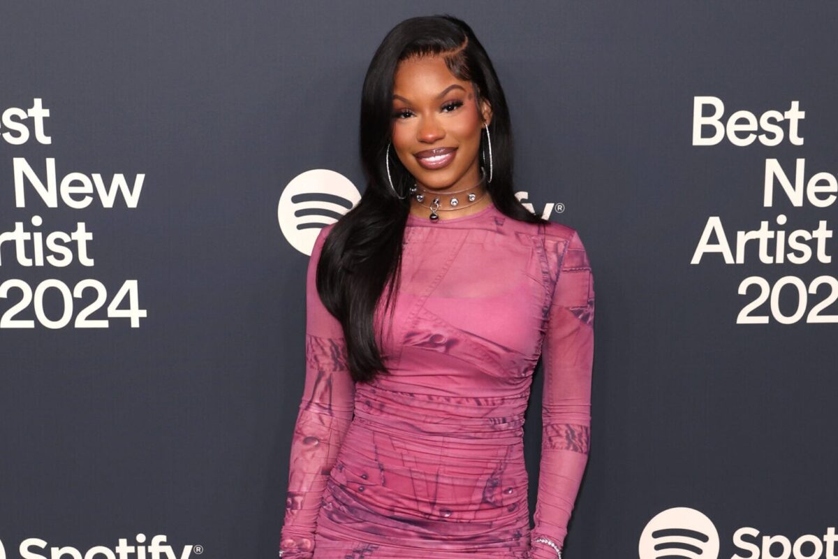 Monaleo encourages fans to ‘listen to your body’ after health scare