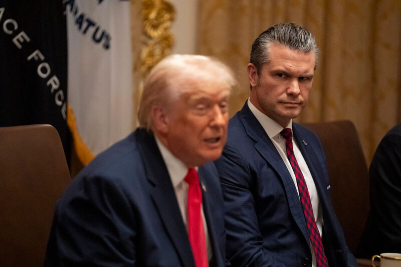 ‘Wholly Cow’: Trump Visibly Unravels as Pete Hegseth Rambles Out of Control — Cameras Catch the Desperate, Panicked Glances That Say Everything He Won’t 