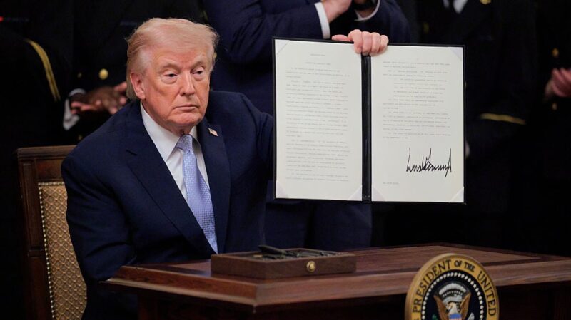 Trump signs executive order targeting ‘DEI discrimination’ in federal contracting