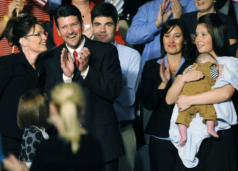 ‘My Gawd’: Sarah Palin’s Daughter Bristol Looks Unrecognizable In New Photos as Fans Wonder What Happened to the Teen Who Trailed Her Mom on Campaign