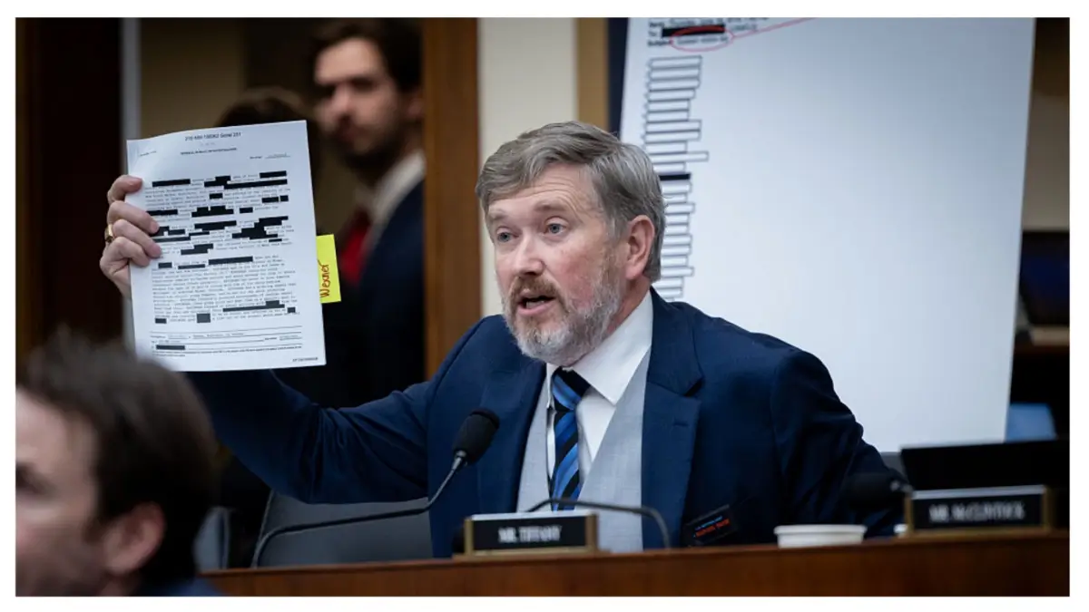 ‘Most Corrupt Man!’: Massie Baits Trump with Savage PSA Warning the Epstein Files Aren’t Going Away — Then Exposes Trump’s Ruthless Behind-the-Scenes Move to Destroy Him