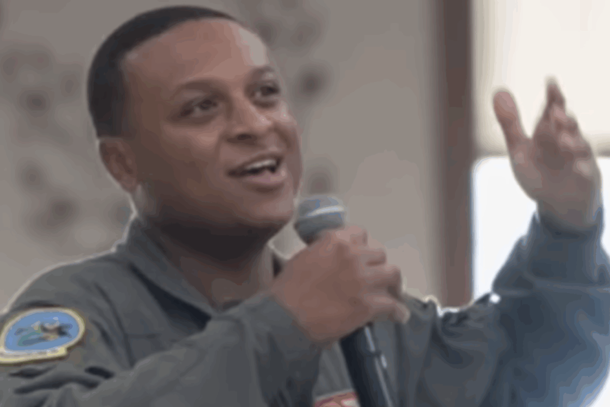 Ohio family mourns after 28-year-old Tech Sgt. Tyler Simmons killed in U.S. military plane crash in Iraq