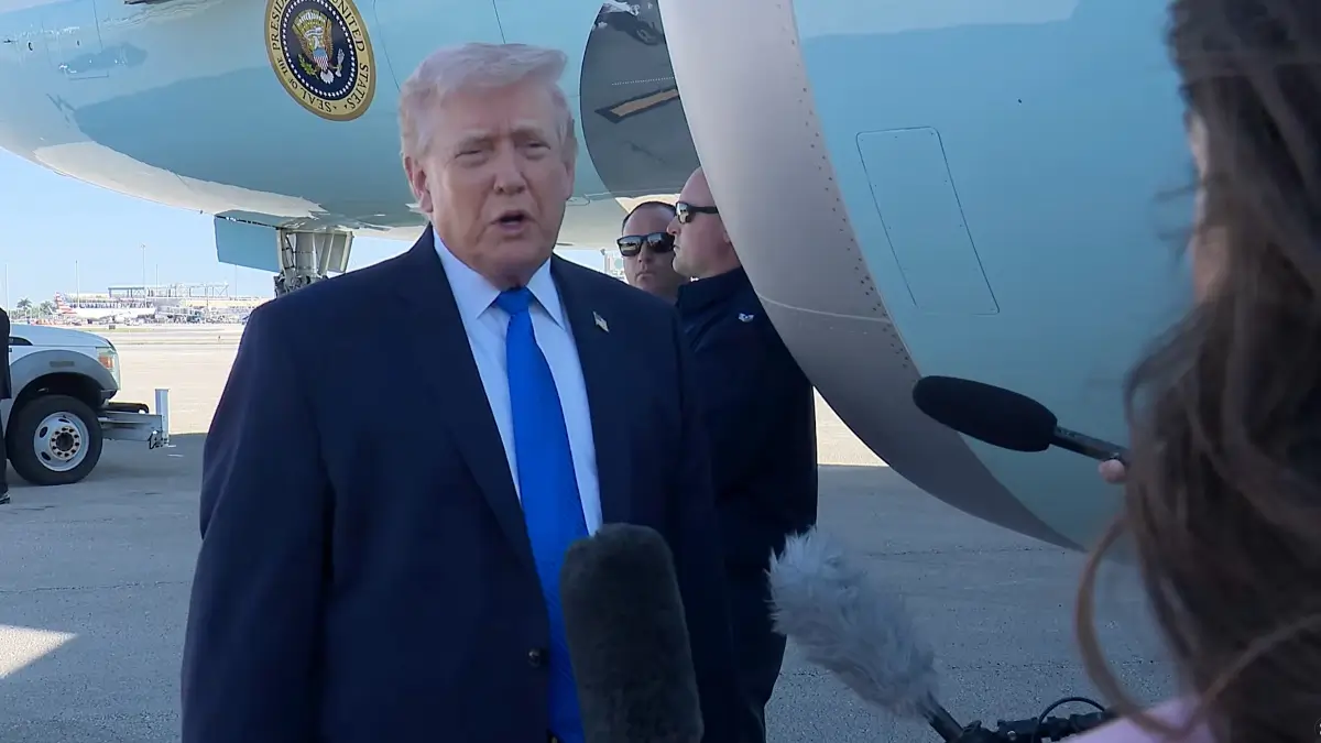 ‘Oh Look It’s Showing’: Trump Tries to Keep It Together After Landing as Security Scrambles to Block the View but Nature Has Other Plans and Blows the Cover Wide Open
