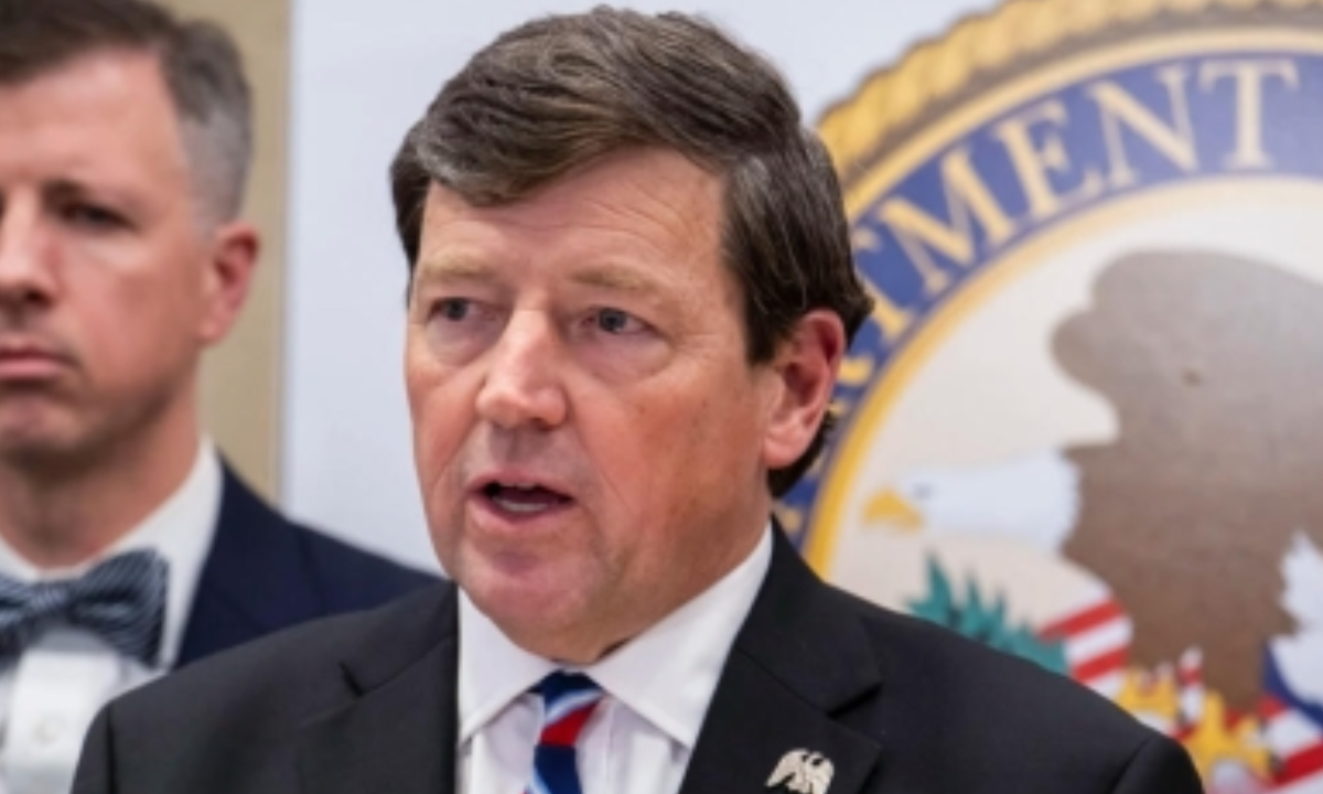 Trump DOJ attorney hit with ethical charges by DC bar over anti-DEI push