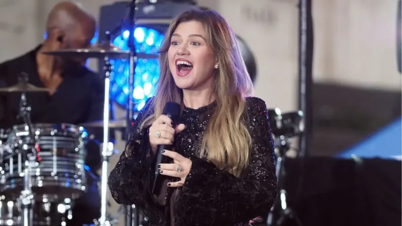 ‘No Way … I Would’ve Sued’: Kelly Clarkson Drops Bombshell About What Really Happened After ‘American Idol,’ and It’s Wilder Than Fans Thought