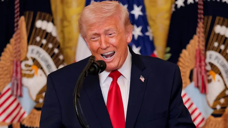 ‘Not Even Willing to Take Responsibility’: Trump Cornered Over Viral Images Everyone Is Talking About — His Surprise Admission Quickly Shifts the Blame to His Team