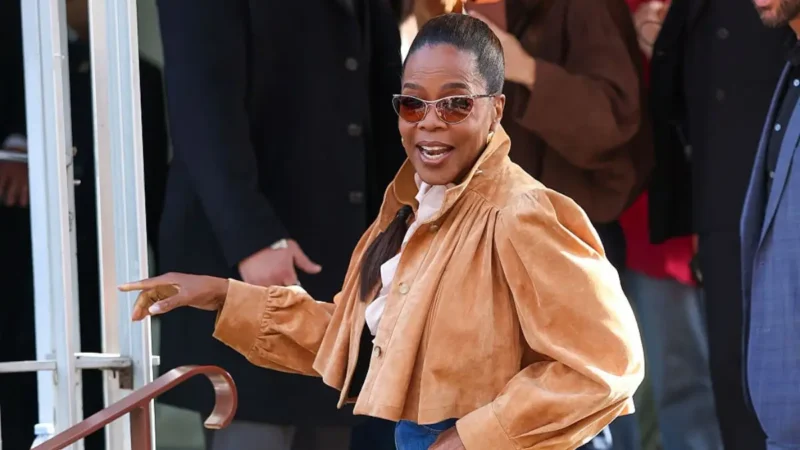 ‘She Been Waddling’: Oprah Winfrey Pushes Back After Viral Clip of Her Slow Walk Raises Concern as Fans Zoom In on One Strange Detail