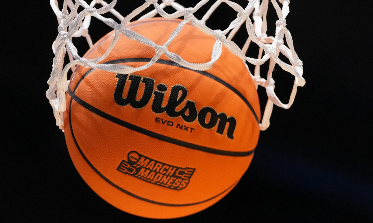 Tuskegee men’s basketball coach Benjy Taylor preparing lawsuit against Morehouse, two officers after viral incident