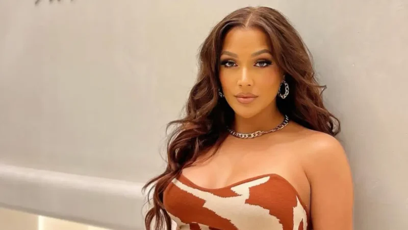 ‘You Know What it Is’: Shantel Jackson Posts Flirty Video of Shirtless Floyd Mayweather, Sparking Relationship Buzz as He Returns to Boxing