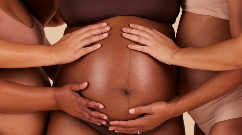 Pregnant Chicago undergoes rare surgery to remove 27-pound fibroids, preserves baby and fertility