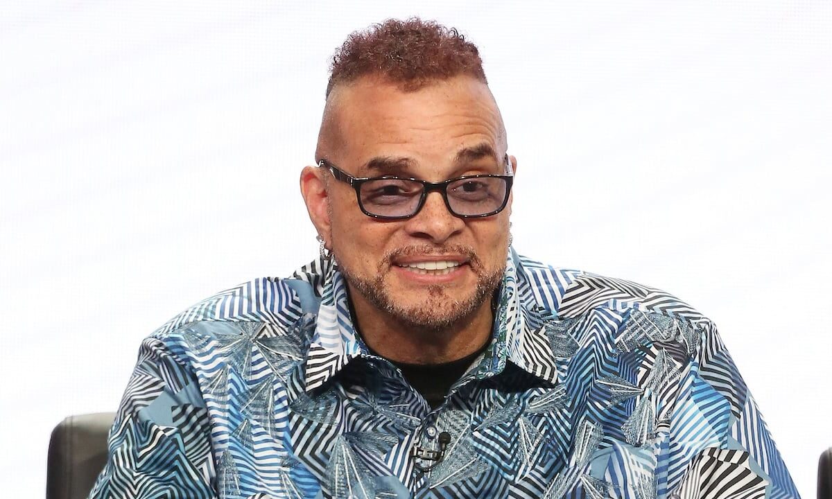 Six years after dehibiliating stroke, Sinbad announces his return to comedy